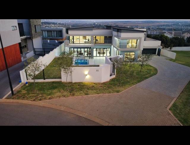 6 BEDROOM HOUSE FOR SALE IN MIDSTREAM RIDGE
